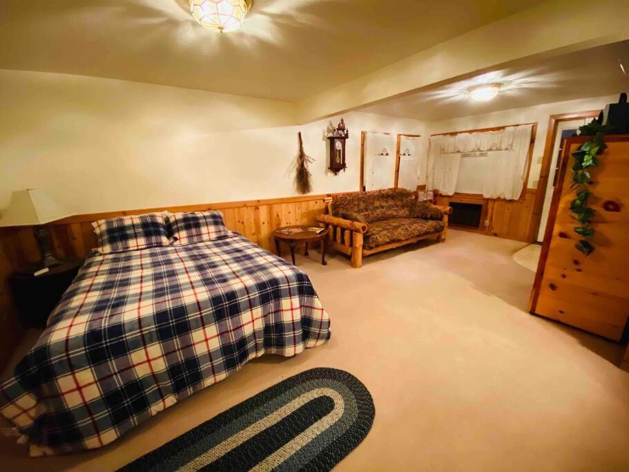 The Loft At Bear Mountain Log Cabins 尤里卡斯普林斯 外观 照片