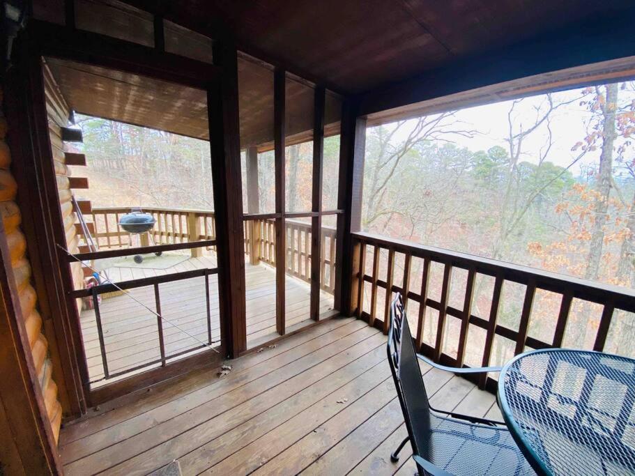 The Loft At Bear Mountain Log Cabins 尤里卡斯普林斯 外观 照片