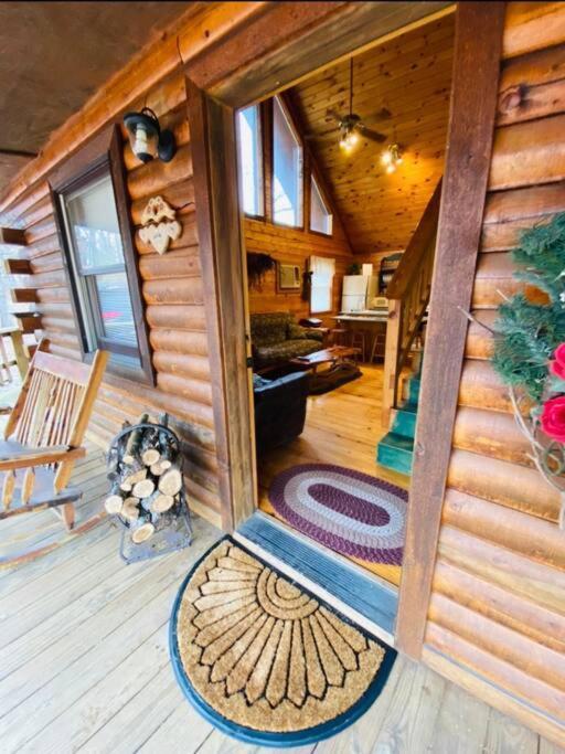 The Loft At Bear Mountain Log Cabins 尤里卡斯普林斯 外观 照片