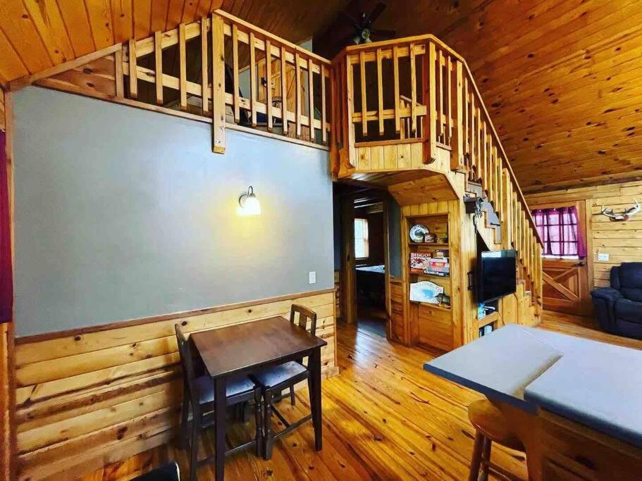 The Loft At Bear Mountain Log Cabins 尤里卡斯普林斯 外观 照片